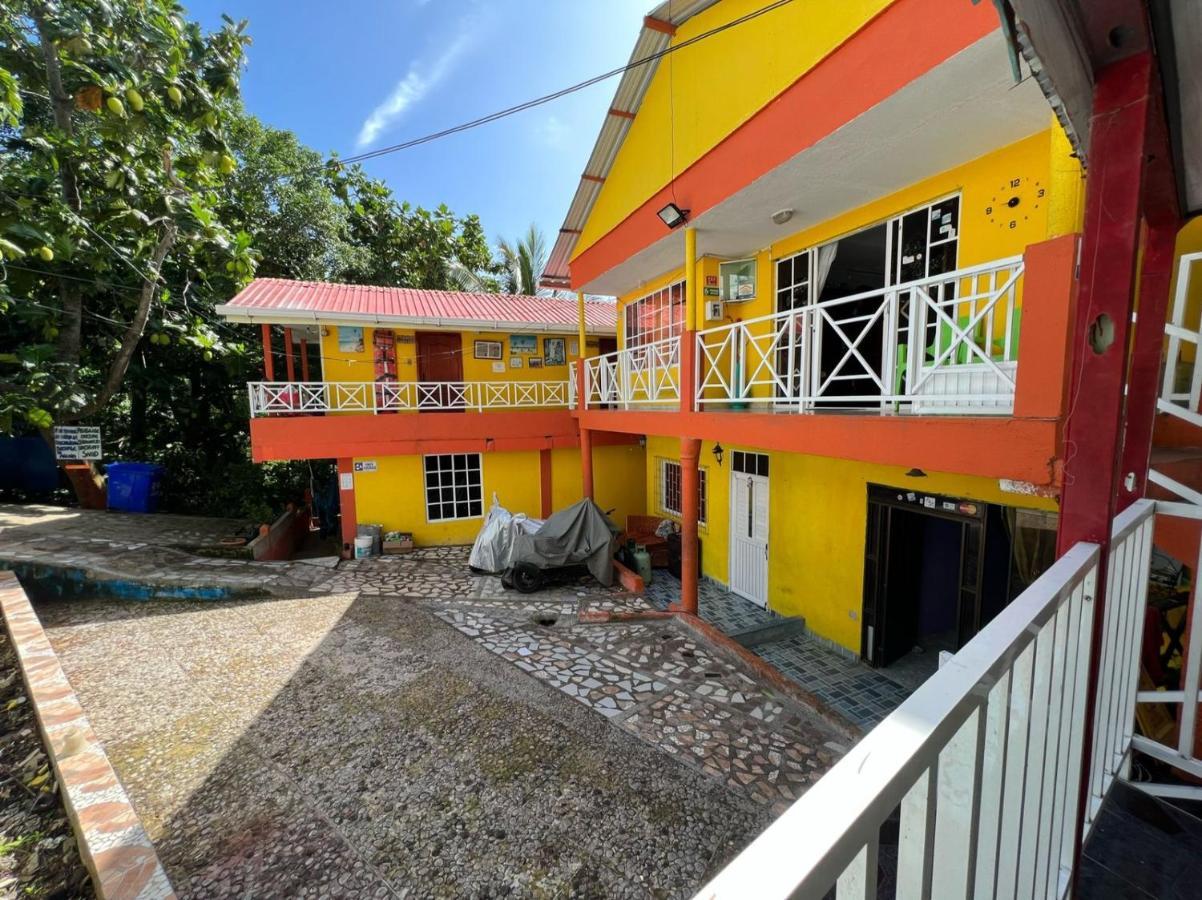 Posada Nativa Derma´S Inn San Andrés Exterior foto