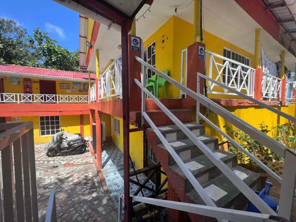 Posada Nativa Derma´S Inn San Andrés Exterior foto